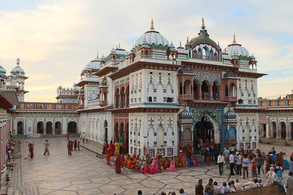 जनकपुरधामबाट अयोध्या तिलकमा २५१ जना जाने