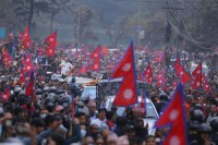 पूर्वराजाकै शैलीमा दुर्गा प्रसाईं, ज्ञानेन्द्र शाही र स्वागत नेपाल निस्किएपछि राजावादी समूहमा बढ्यो असन्तुष्टि