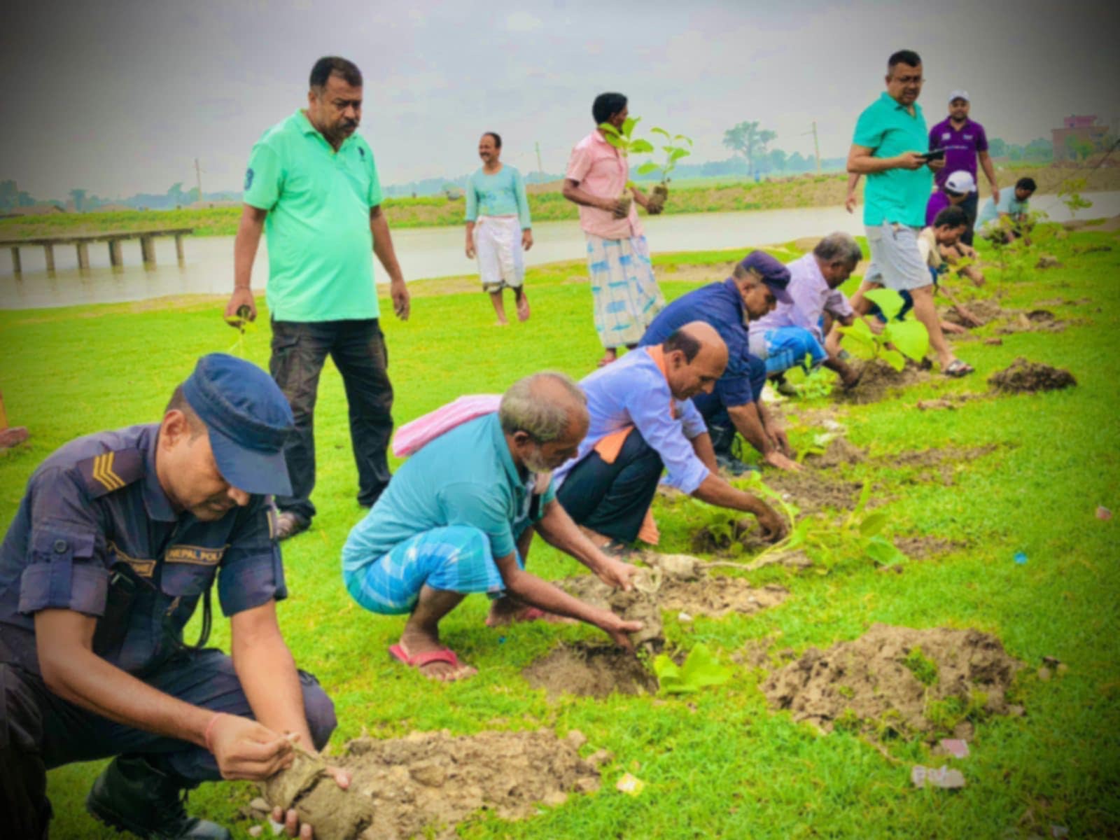 नेपाल युवा परिषद्को आयोजनमा वडा नं. १७ अलौंमा बृक्षारोपण सम्पन्न