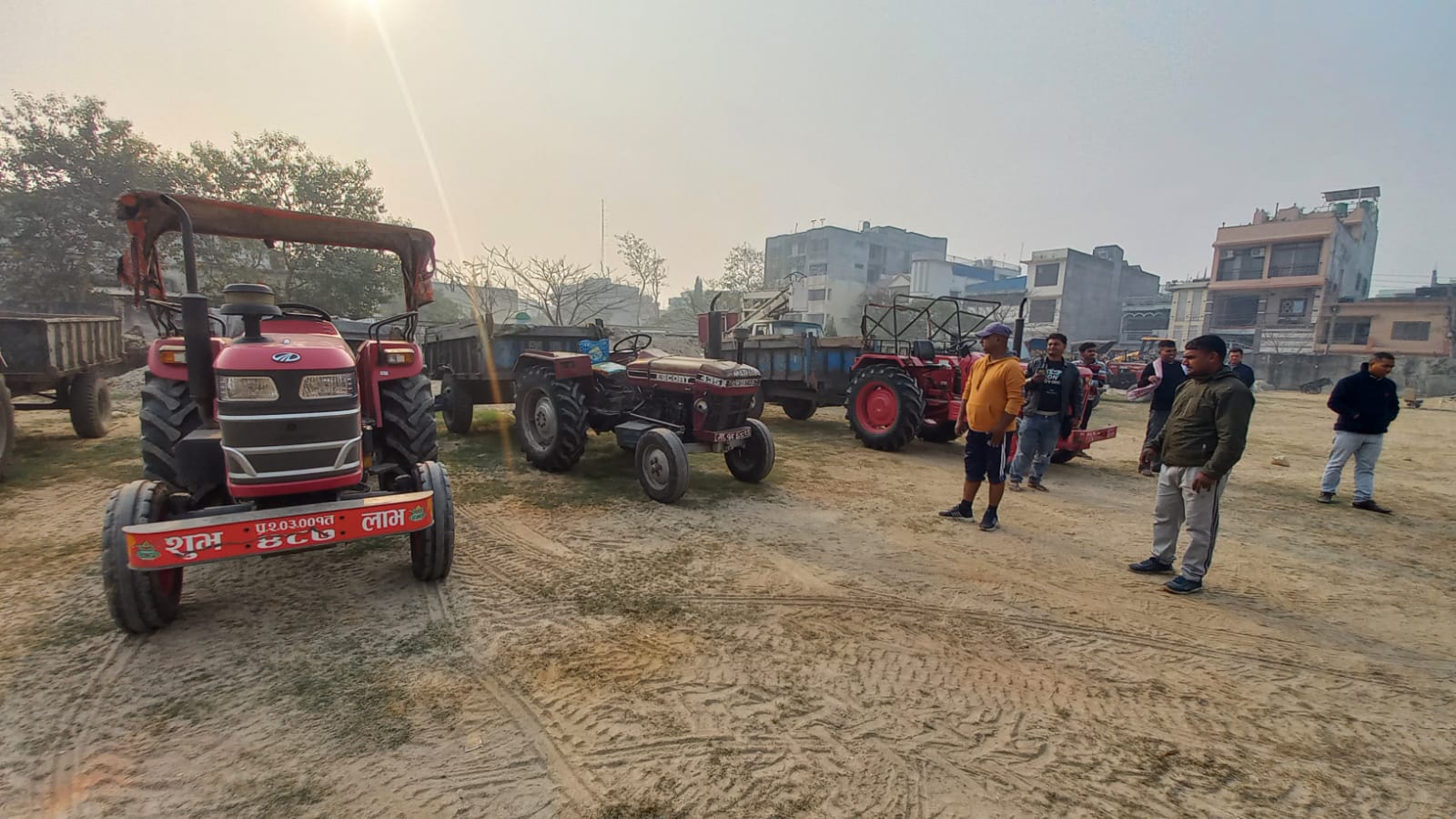 सिर्सिया नदीमा फोहोर फाल्ने ३ वटा ट्याक्टरलाई जरिबाना, अब उद्योगलाई गर्ने तयारी 