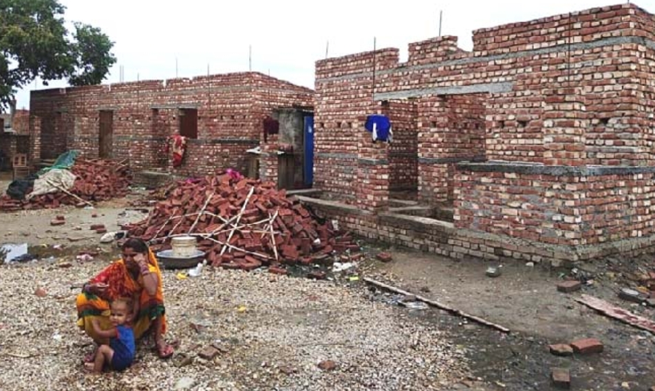 पर्सामा जनता आवास कार्यक्रमको ४ सय घरको लागि ४ हजार आवेदन।