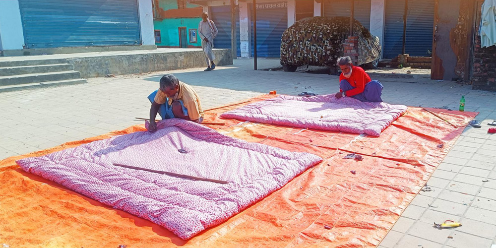 सिरक डसना बनाएर मनग्य आम्दानी