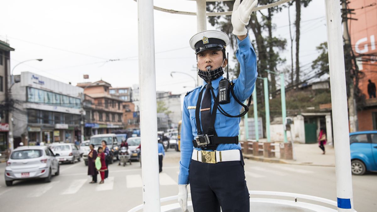 महिनावारी भएको बेला महिला ट्राफिक प्रहरीले ४ दिन सडकमा 'ड्युटी' गर्नु पर्दैन : गृहमन्त्री