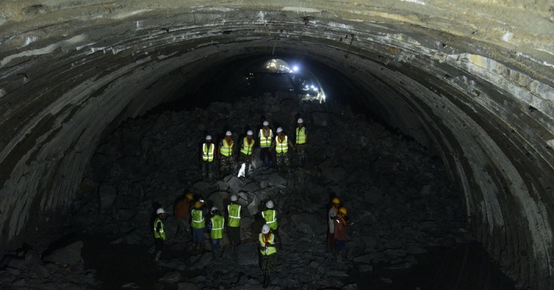 काठमाडौँ–तराई–मधेश द्रुतमार्ग : निर्माणाधीन लेनडाँडा सुरुङमार्ग छिचोलियो