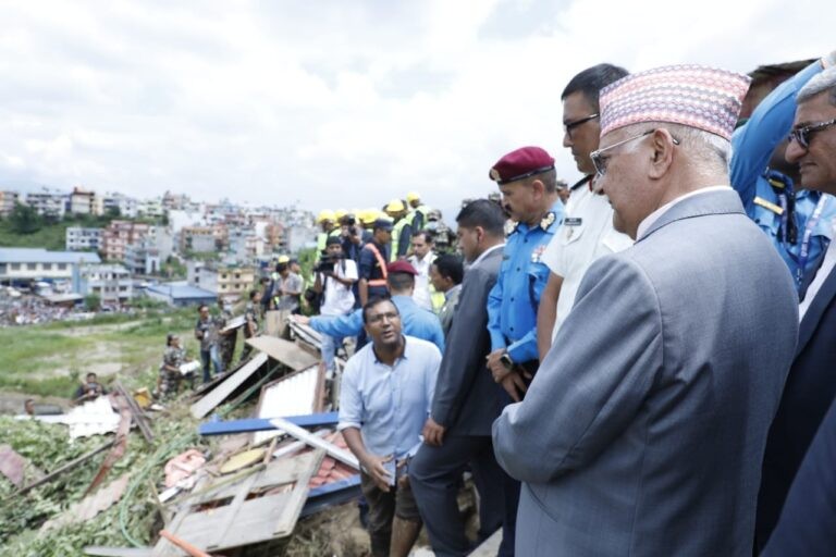 विमान दुर्घटनाप्रति प्रधानमन्त्री ओलीद्वारा दुःख व्यक्त