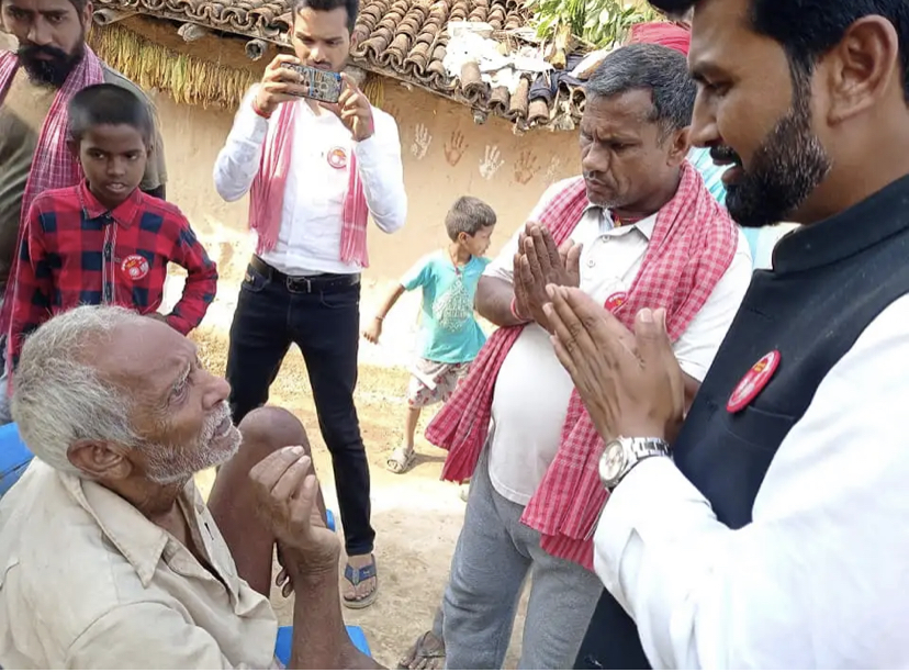 सखुवाप्रसौनी गाउँपालिकामा नेकपा एमालेको घरदैलो कार्यक्रम निरन्तरता ।