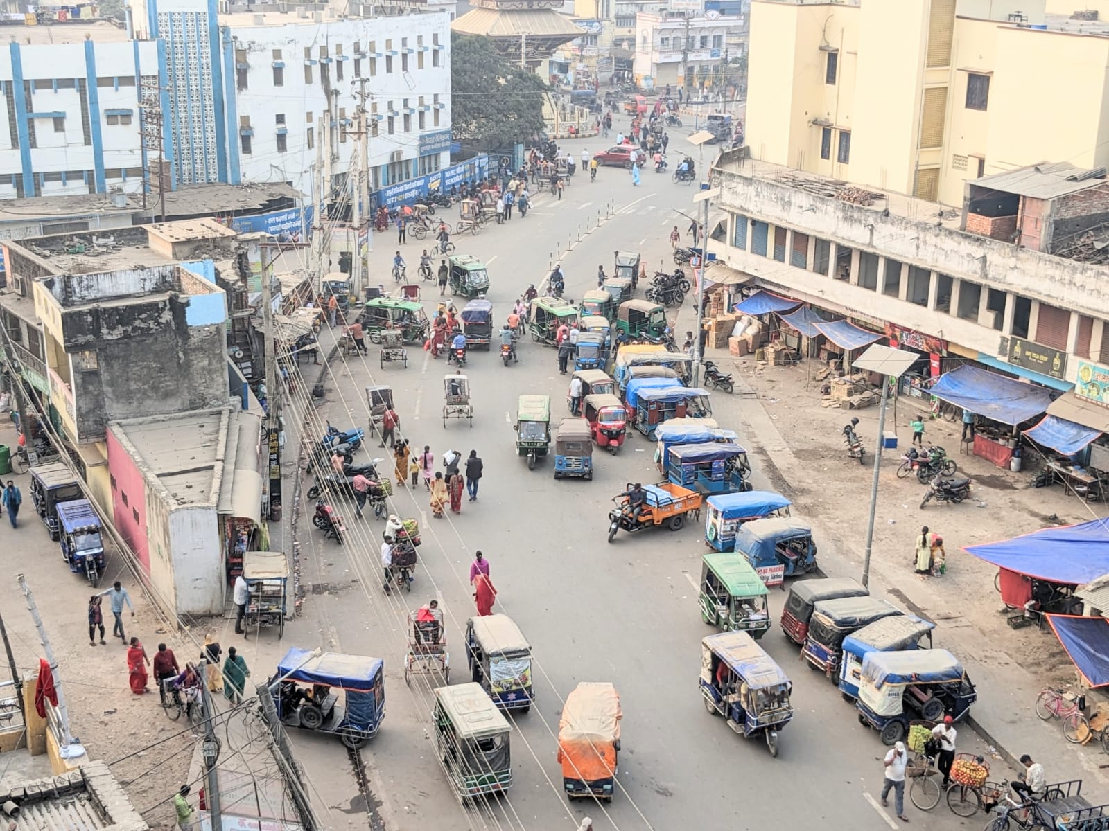 ट्राफिक प्रहरी असुली धन्दामा सक्रिय भएपछि वीरगंज महानगर अस्तव्यस्त