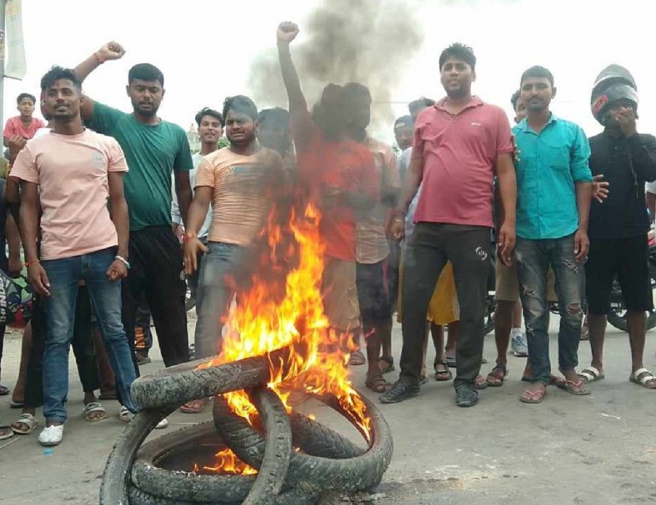 सर्लाहीको मलङ्वा तनवग्रस्त भोलि बिहान सम्मको लागि निषेधाज्ञा 