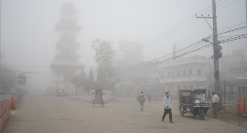 तराईमा चलिरहेको शीतलहर र बाक्लो हुस्सु अझै केही दिन चल्ने ।