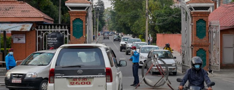 सिंहदरबार भित्र सेवाग्राहीका लागि चल्नेछन् बिजुली गाडी, खरिद प्रक्रिया अघि बढ्यो