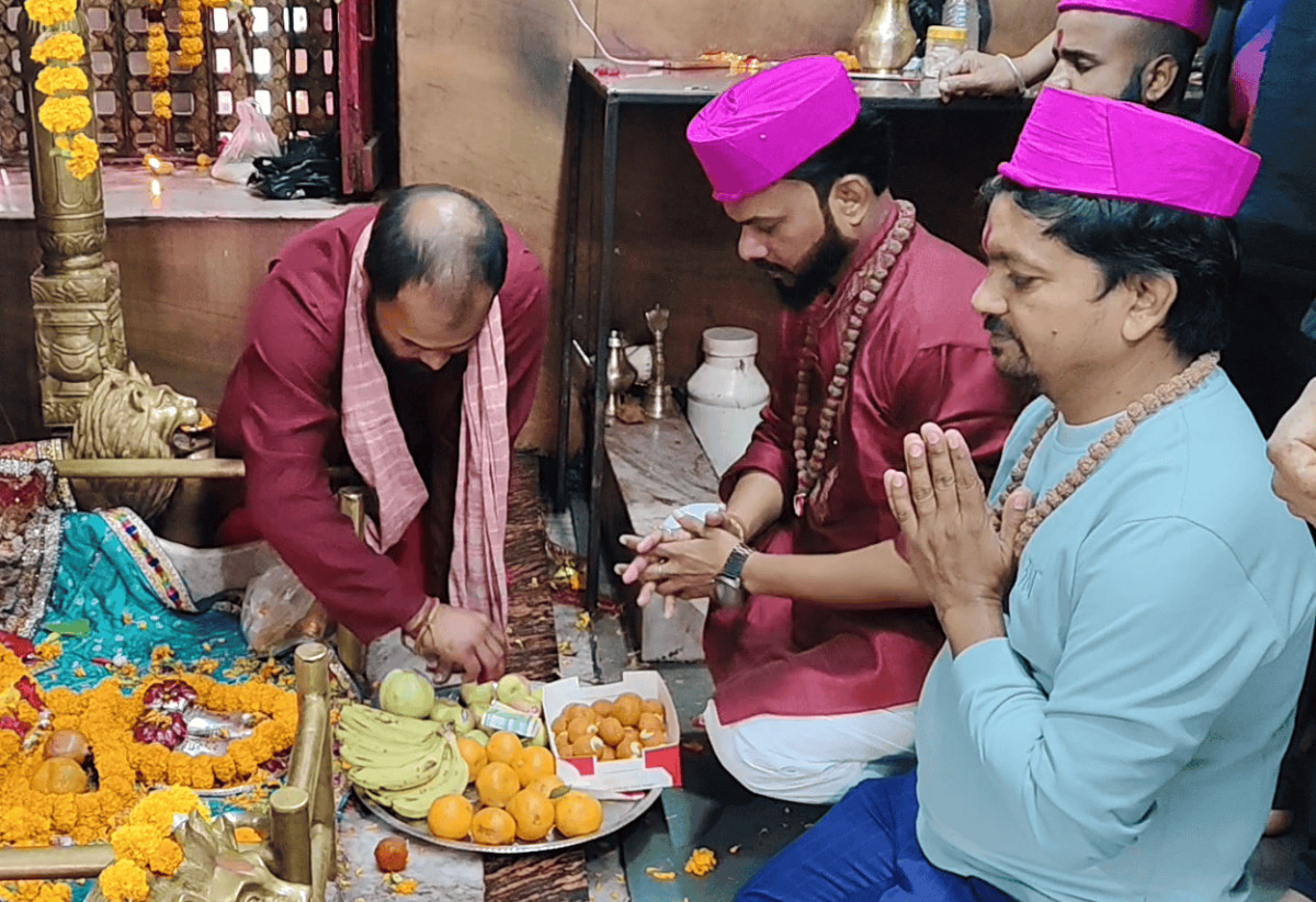 जनकपुर बोल्ट्सको जितको कामना गर्दै मन्दिरमा पूजापाठ